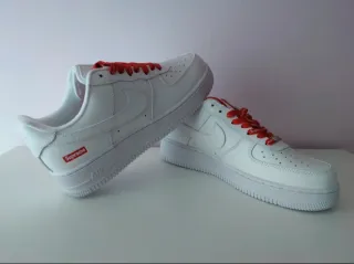 Nike Air Force 1 Low Supreme