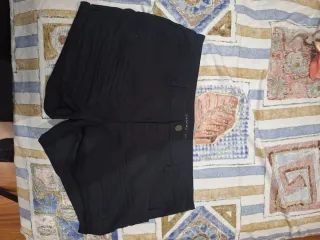 Pantalones cortos negros