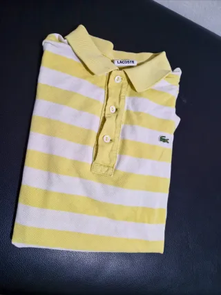 2 Polos Lacoste 
2x1 polos en muy buena condicion