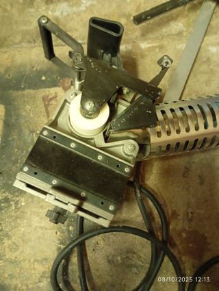 Virutex AG98 Aplacadora de cantos manual
