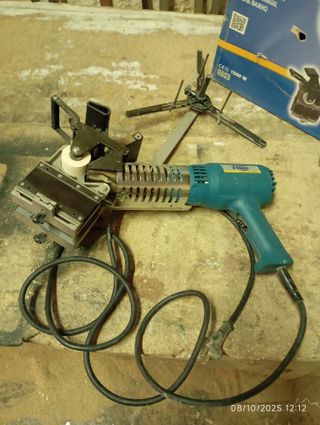 Virutex AG98 Aplacadora de cantos manual