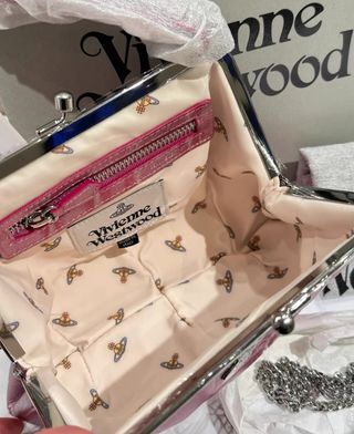 Bolso pequeño bandolera rosa y plateado