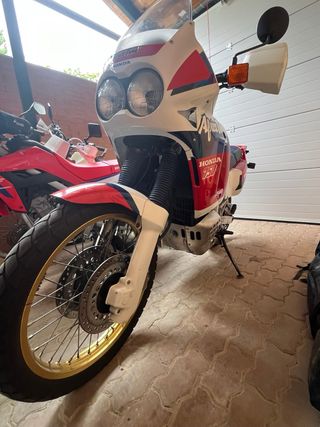 Honda Africa Twin RD04