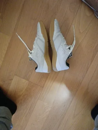 2 pares zapatillas fútbol sala y F11