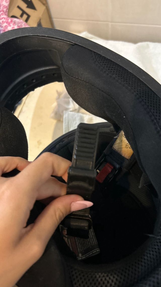 Casco Integral LS2 Negro y Amarillo