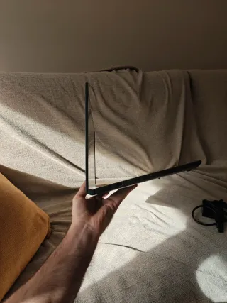 Portátil MSI i7-11 gen, 32GB RAM, 1TB SSD, 2GB GPU