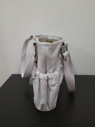 Bolso de mano mujer
Medidas alto 25cm ancho 28cm