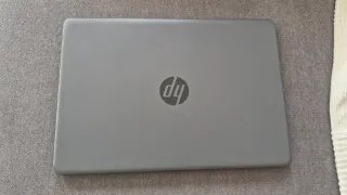 HP 240 G8 Notebook PC Gris