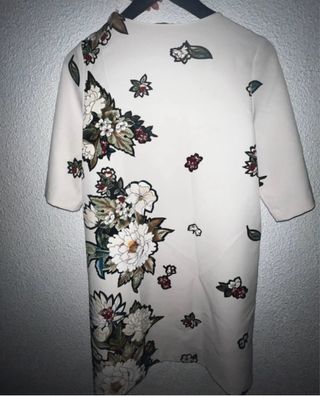 Vestido corto estampado floral