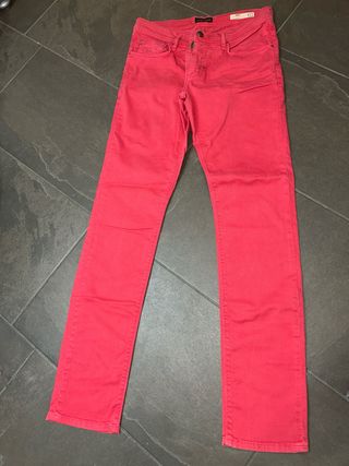 Pantalón vaquero Antonio Morato rojo
