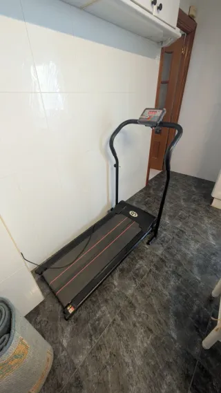 Cinta de correr de poco uso. Recogida en domicilio