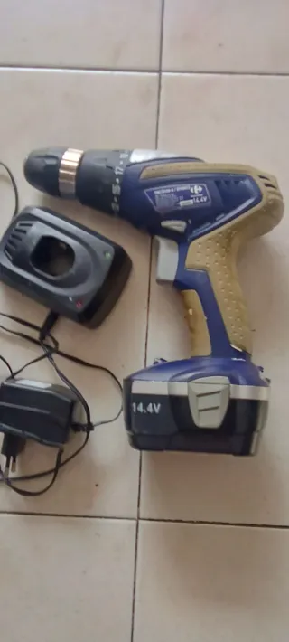 Atornilladora a batería 14.4V
