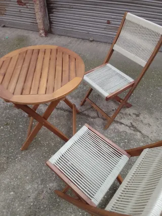 Mesa y 2 Sillas de Exterior Madera