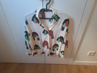 Blusa estampada mujer manga larga