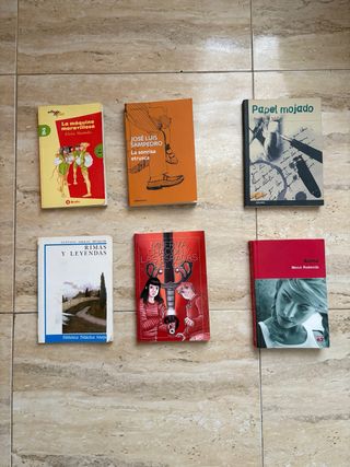 Varios libros juveniles