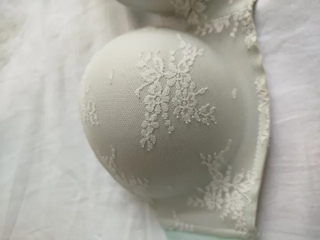 Sujetador Super push up verde con encaje