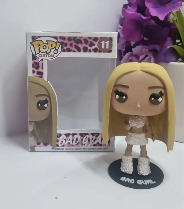 Bad Gyal figura 
