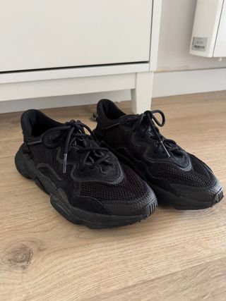 Zapatillas Adidas Ozweego Negras Talla 38