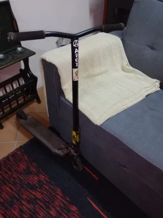 Scooter/Patín de trucos APEX