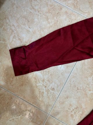 Vestido rojo satinado