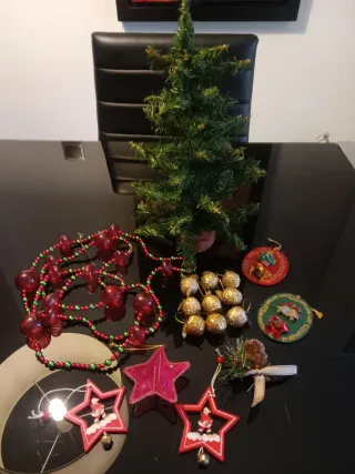 Árbol Navidad y Adornos Navideños