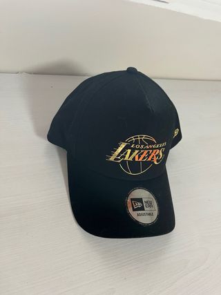 Gorra New Era Lakers Negra y Dorada