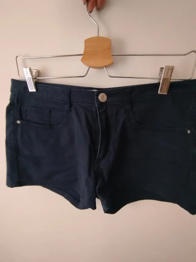 Pantalón corto azul