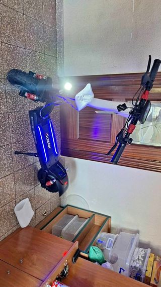 Patinete Eléctrico con Luces LED