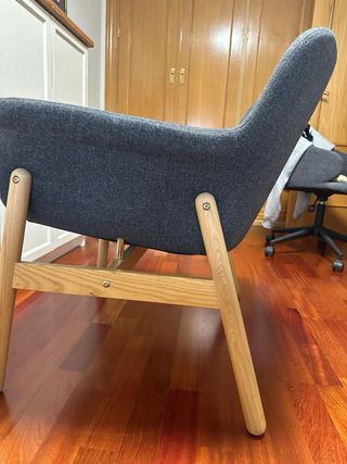 Butaca individual de tela y madera REBAJADO