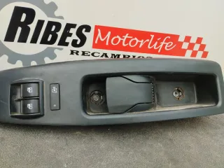 Maneta y mandos elevalunas Fiat Doblo
