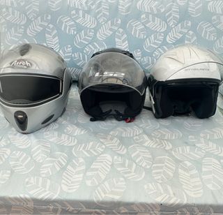 3 Cascos de Moto (Airoh, LS2, MT)