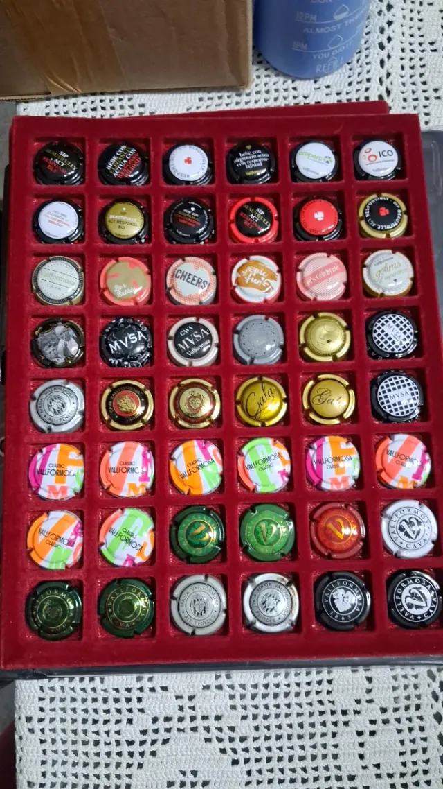 Bandeja Colección Chapas Cava