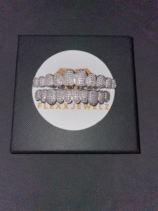 Grillz de Plata con Diamantes