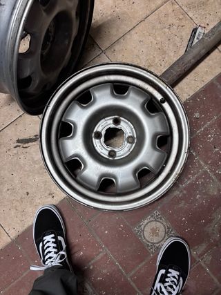 Llantas Chapa Clio 1.8 16v (4 unidades)
