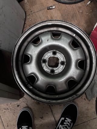 Llantas Chapa Clio 1.8 16v (4 unidades)
