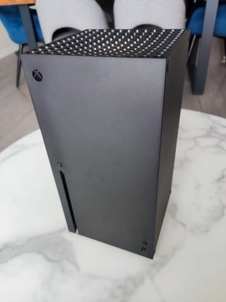 Xbox Series X 1TB + 2 Mandos + 8 Juegos
