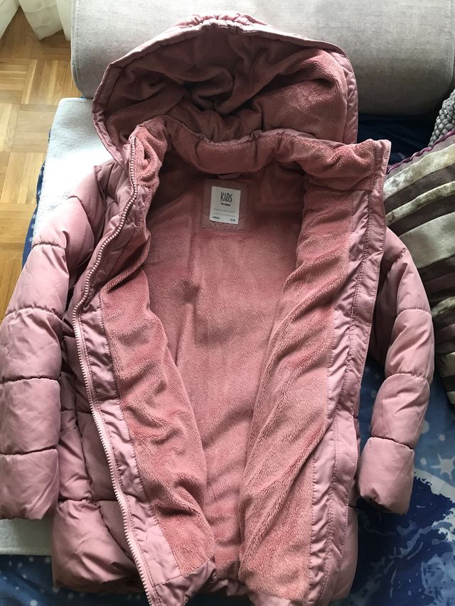 Abrigo niña Kids El Corte Ingles. T140 (9-10 años)