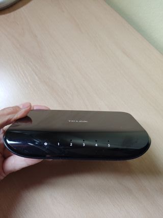 Switch TP-Link 5 Puertos