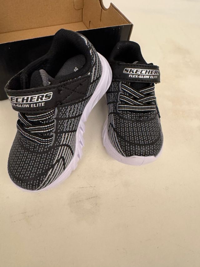 Zapatillas Skechers Flex-Glow Elite Niño Talla 22