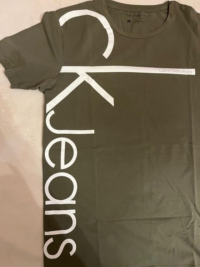 T-shirt Calvin Klein Jeans verde oliva