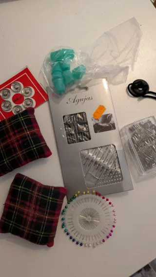REGALO Accesorios de costura varios
