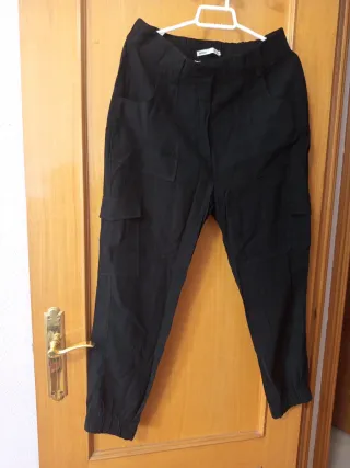 Pantalones cargo negros