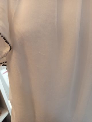 Blusa blanca con volantes