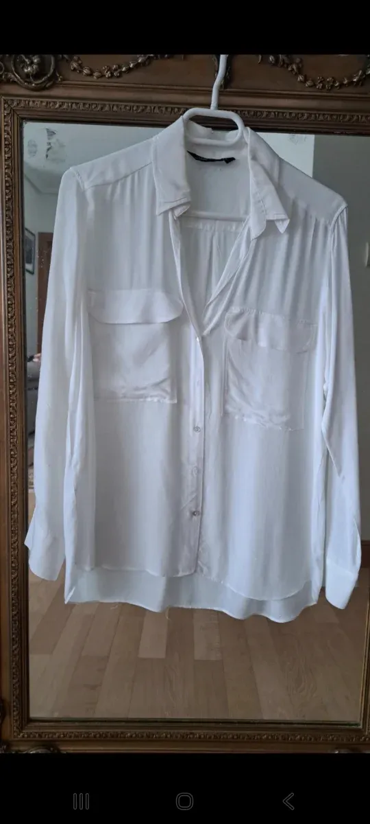 Camisa blanca fluida