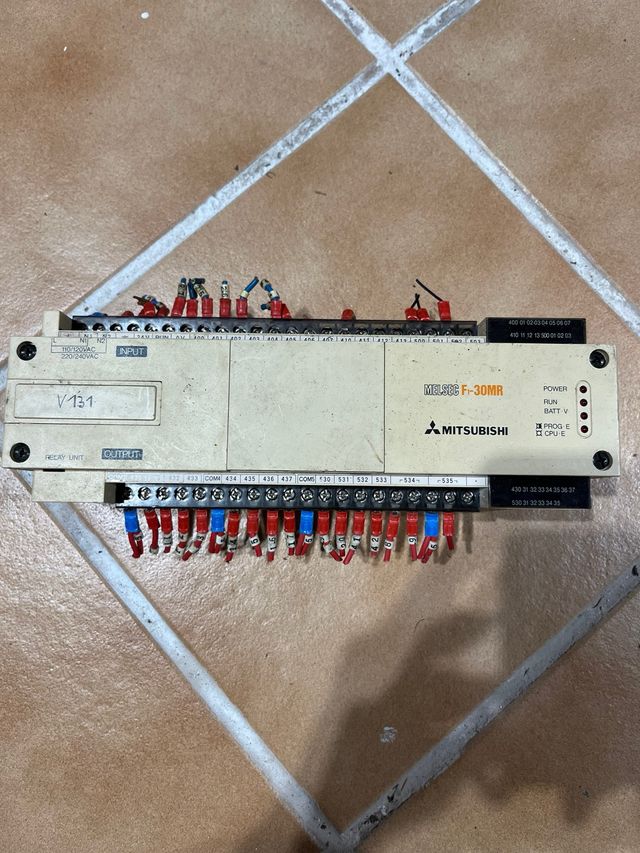 Controlador programable Mitsubishi MELSEC