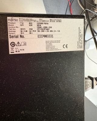 PC Desktop Fujitsu con Monitor Dell