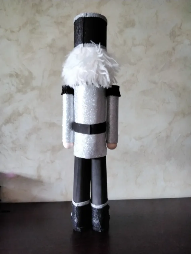 Cascanueces hecho a mano