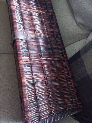 Baúl de mimbre y madera vitange