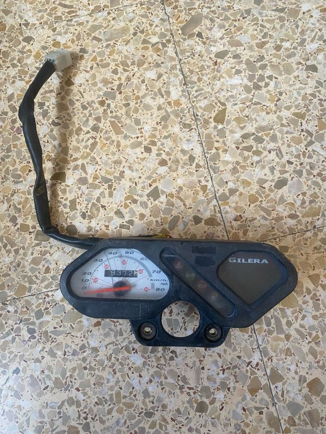 Cuadro instrumentos Derbi Senda