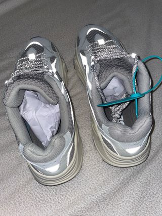 Adidas Yeezy Boost 700 V2 Static Talla 45